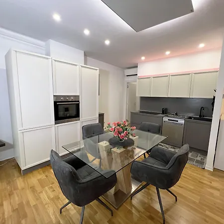 411 E 411 Ii - & Maison d'hôtes 4*