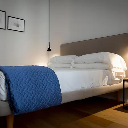Trieste 411 E Trieste 411 II - Rooms & Apartments 4*